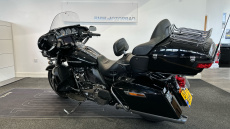 Harley-Davidson Touring Electra Glide FLHTK Vivid Black (21MY)